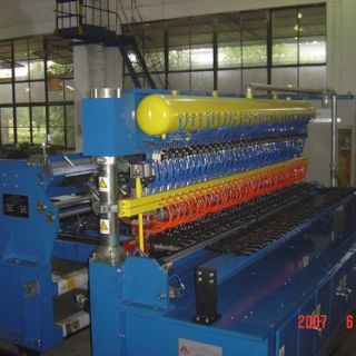 高速公路、鐵路用焊網(wǎng)機(jī)